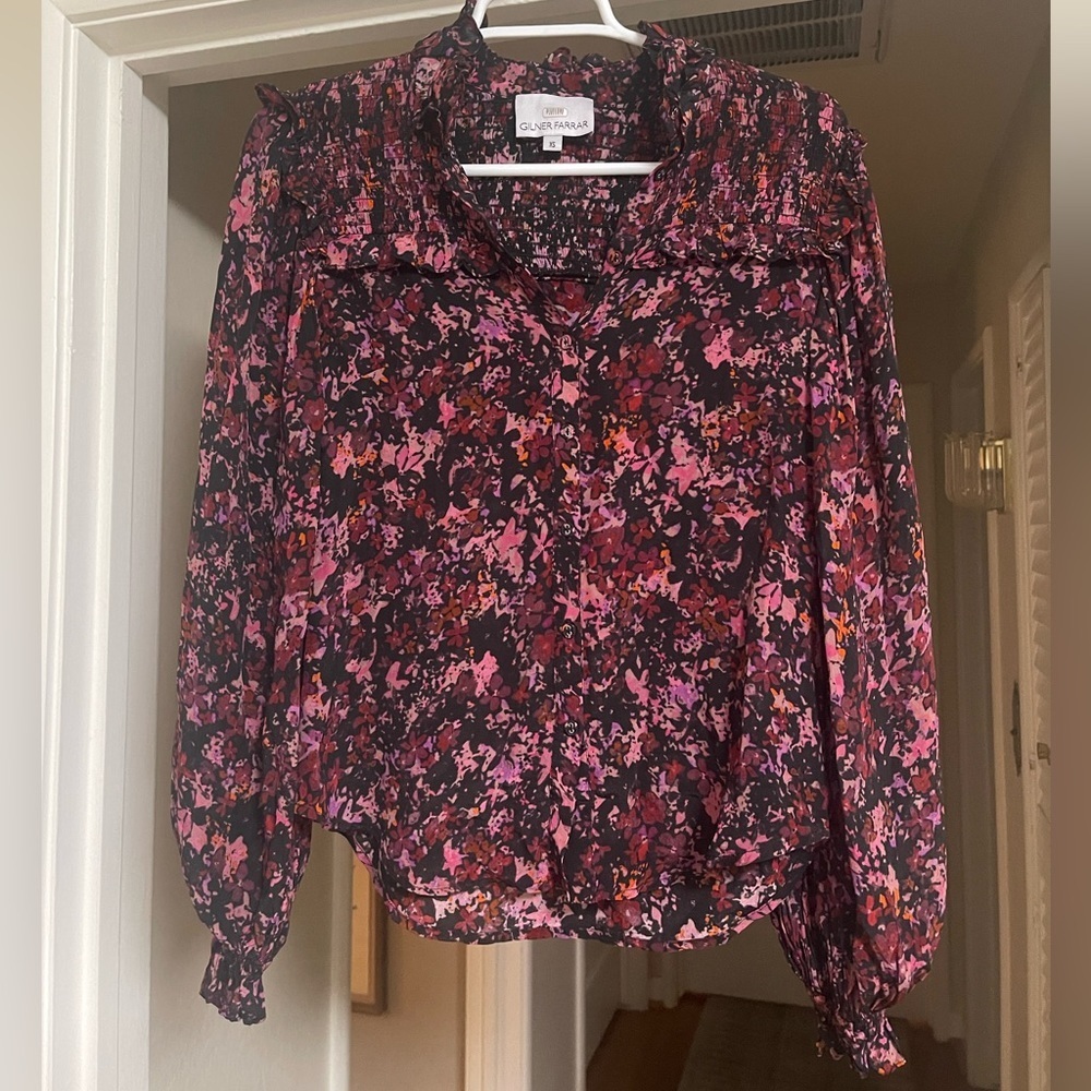 Gilner Farrar Riley Blouse In Midnight Garden - Picture 4 of 10